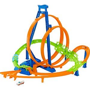 Hot Wheels Action Epic Crash Dash Track Set w/ Vehicle $30 